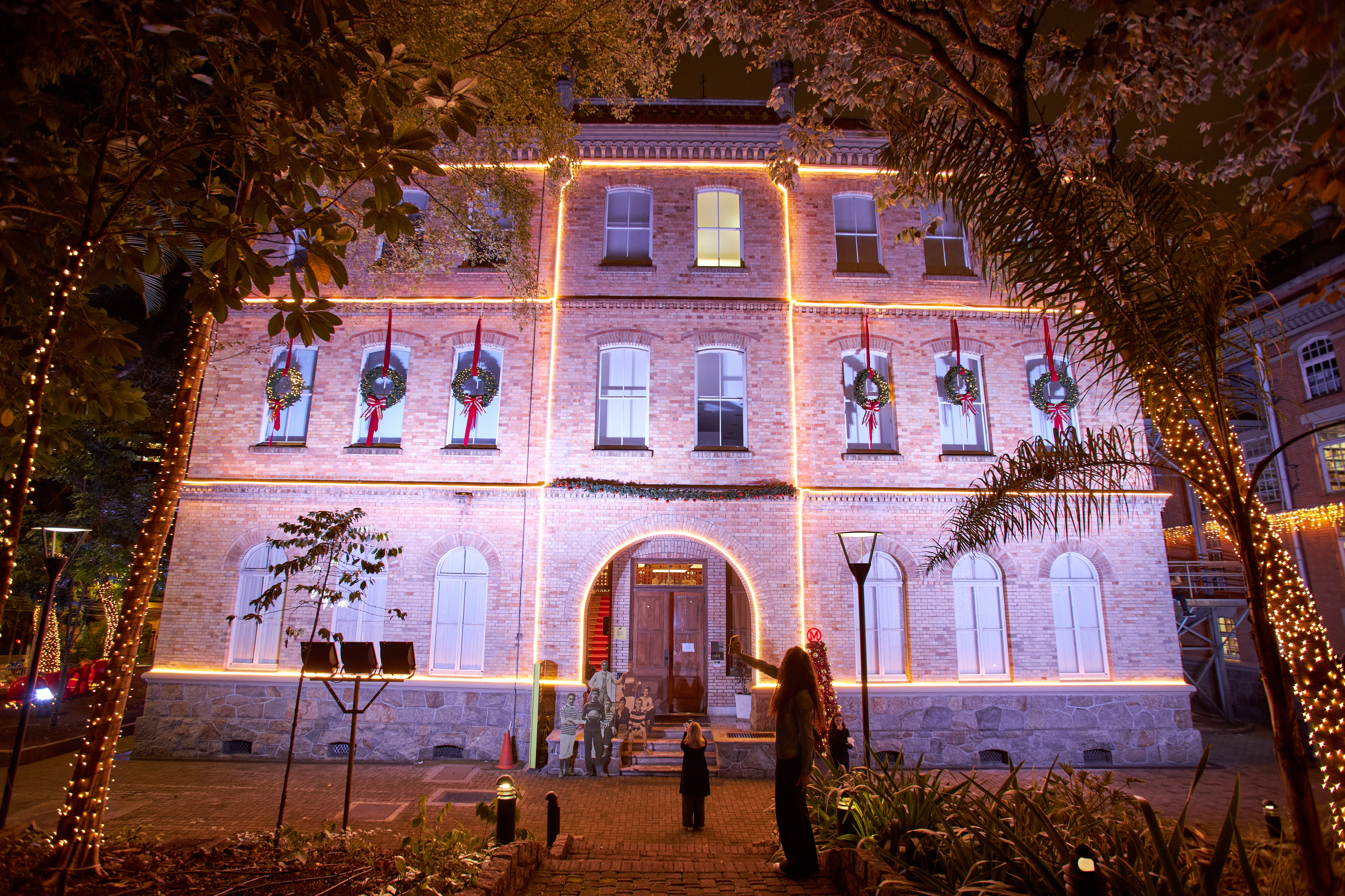 Cerimônia das Luzes de Natal ilumina o campus Higienópolis